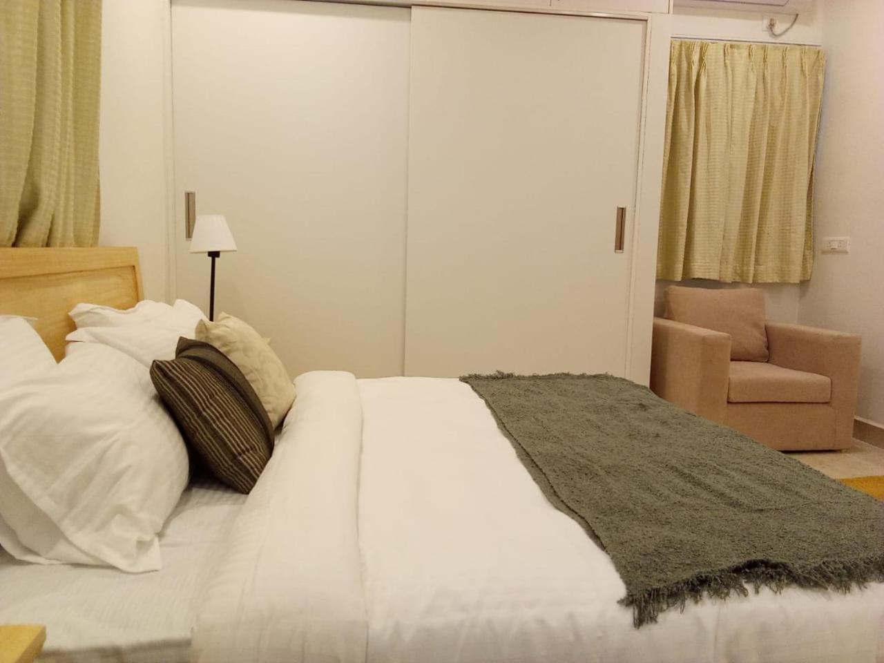 Enkay Service Apartments Kondapur  Ngoại thất bức ảnh
